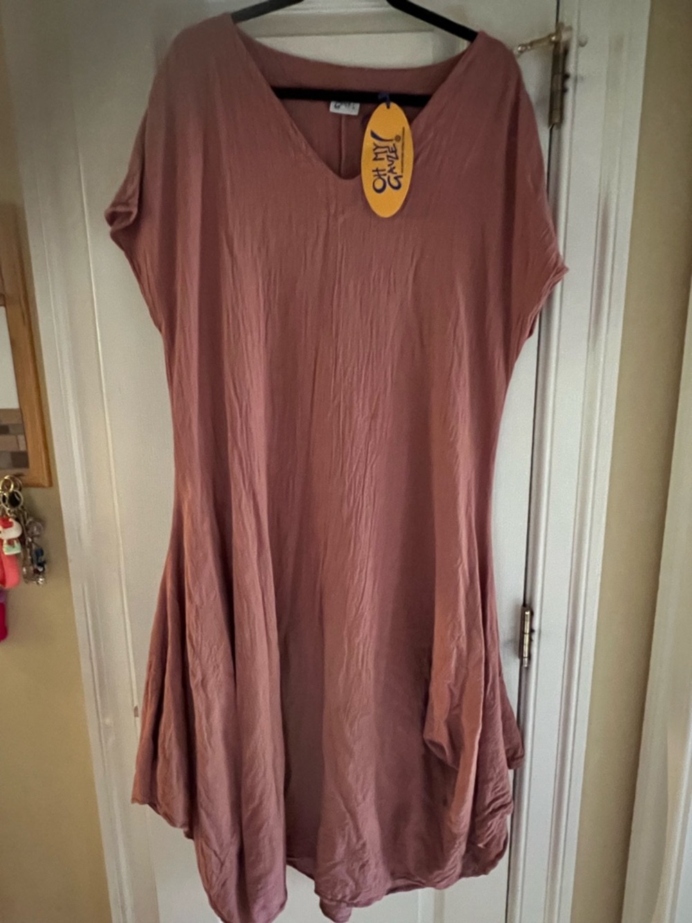 Oh My Gauze! Washable cotton dress, size 2/XL. V neck, lightly gathered sides